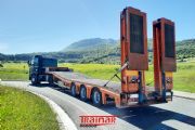 thumb: Gndola 3 ejes con rampa hidrulica al cuello. Ref: 9111#1