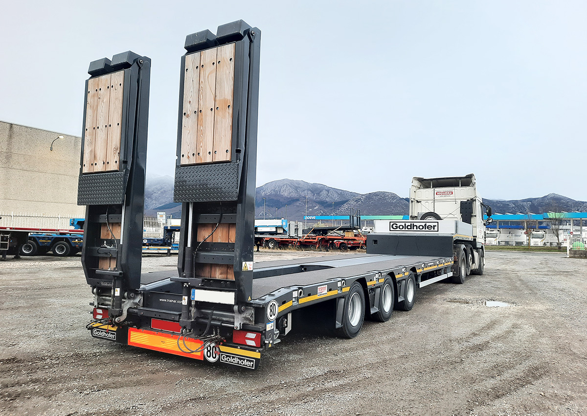 New delivery: Gruas y Transportes Higuera